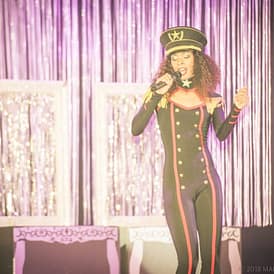 Lilly-Sue-Crazy-Chicks (14)