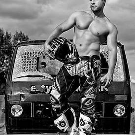 -5393589316246156972_120