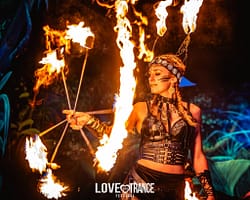 Olivia-Spirit-Fireshows