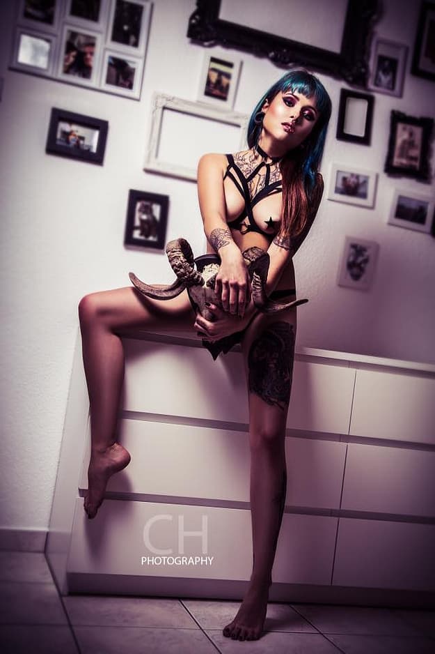 Gogo-Burlesque Joanly NRw