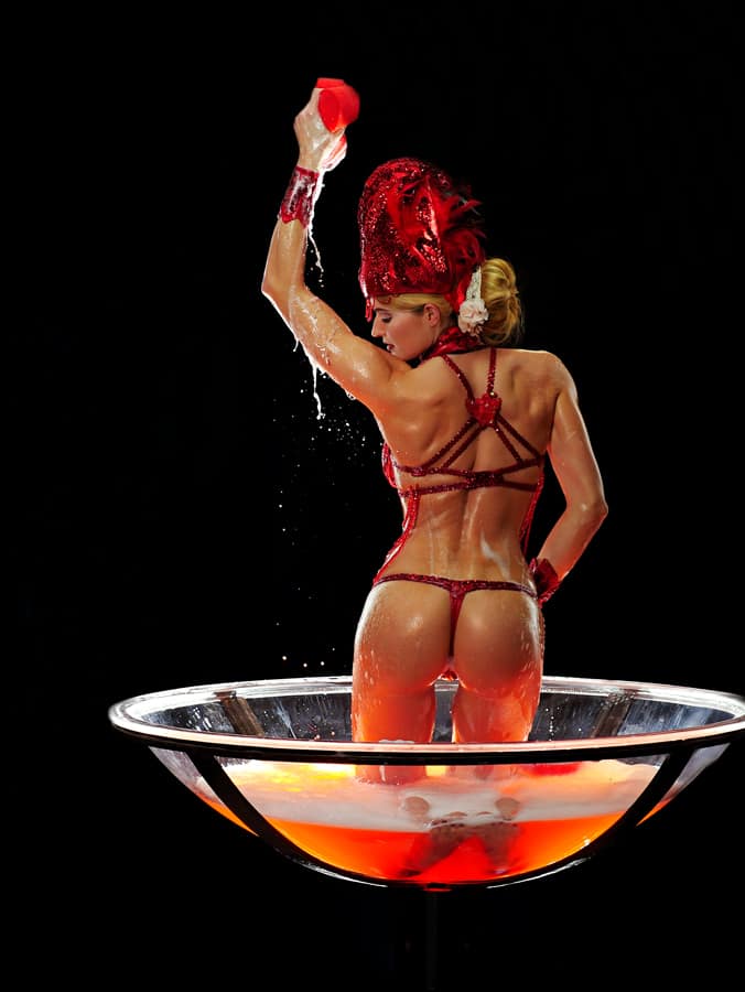 Martiniglasshow3 Martiniglasshow3