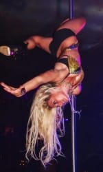 293054_380175492053281_1908398832_n